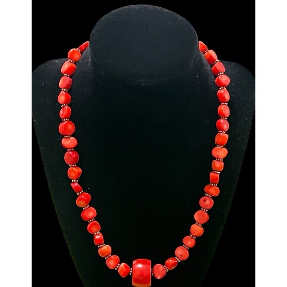 Vintage Necklace Bamboo Red Coral Beaded Main Center Stone Toggle 19.5" - Picture 6 of 6